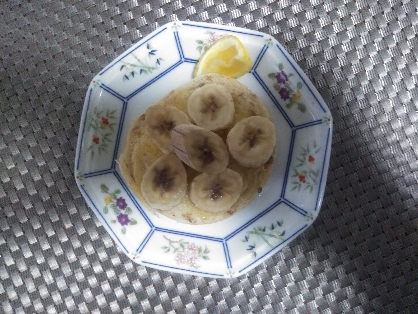 mimiちゃん
朝食にいただきました♪
焼きバナナとろりと
して美味しかったです(+_+)
柚子かけました(笑）
今日は雨なので引きこもりです！