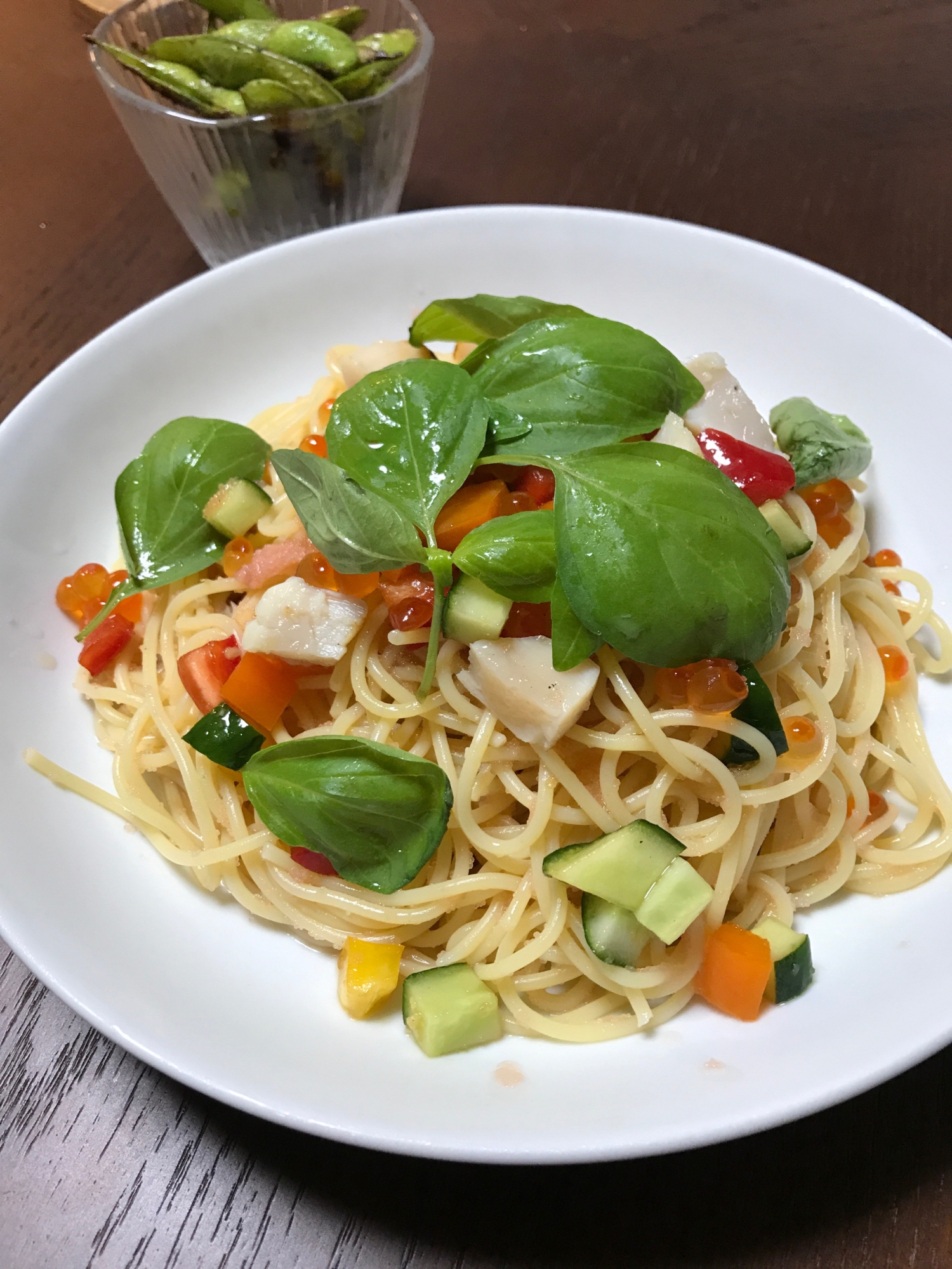 おもてなしにぴったり♩ホタテと野菜の冷製パスタ