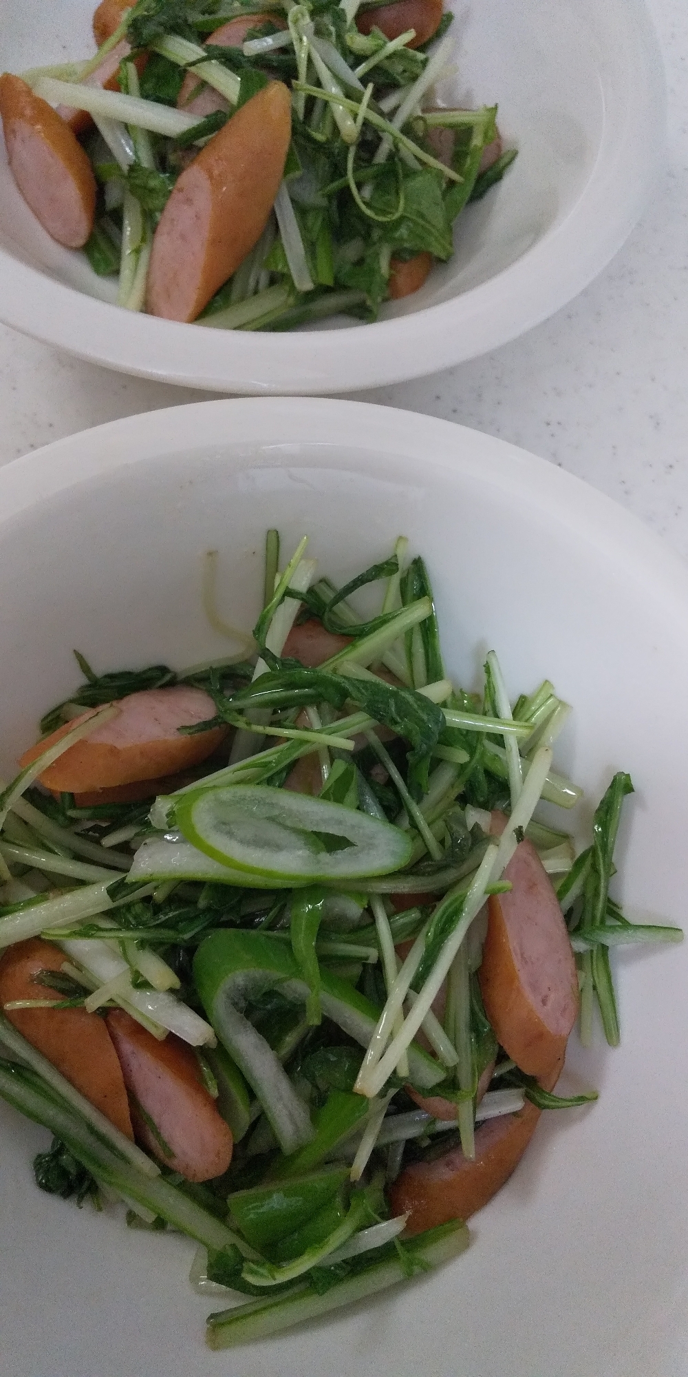 水菜とウインナーと葱のホットサラダ☆