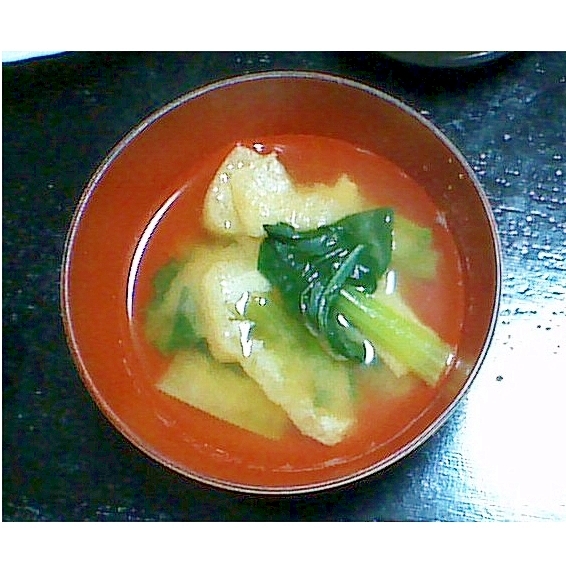 小松菜と油揚げの冷やし味噌汁