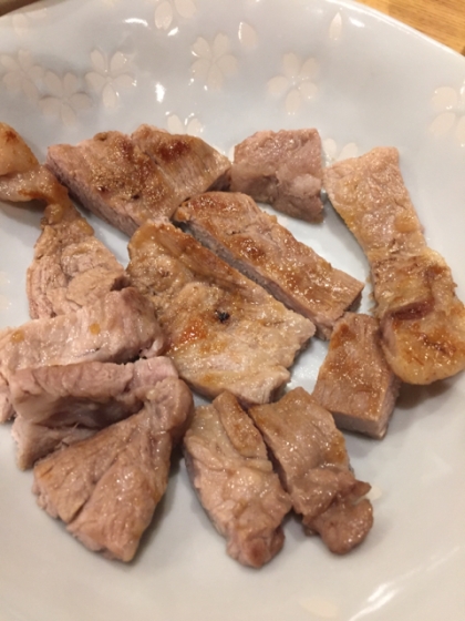 豚カツ用お肉で塩麹漬けステーキ☆