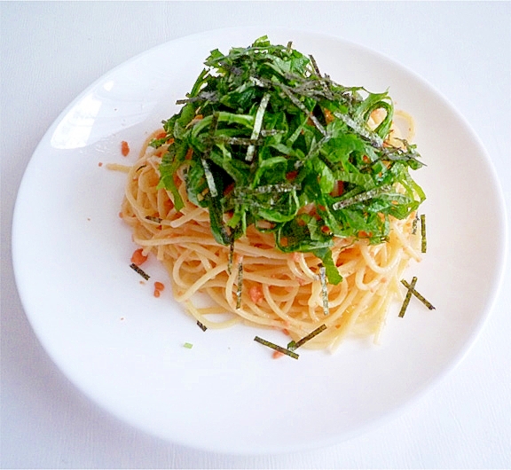 鮭フレークで簡単 大葉と鮭の和風パスタ レシピ 作り方 By Liqueur 楽天レシピ