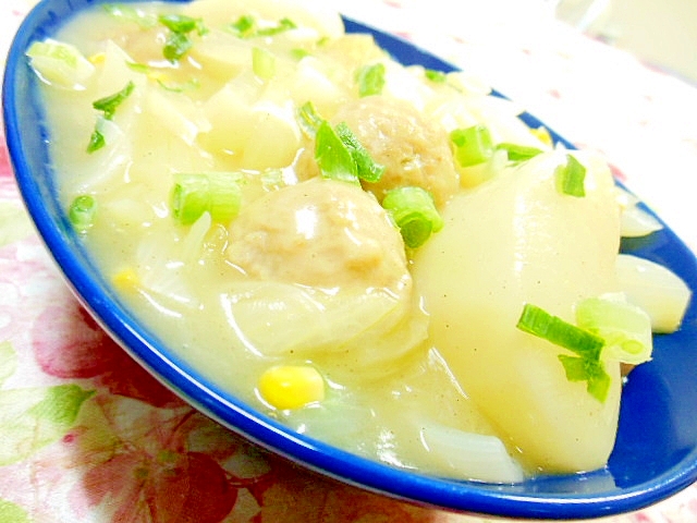 白湯スープde❤冷凍肉団子と新玉葱と大根のトロ煮❤