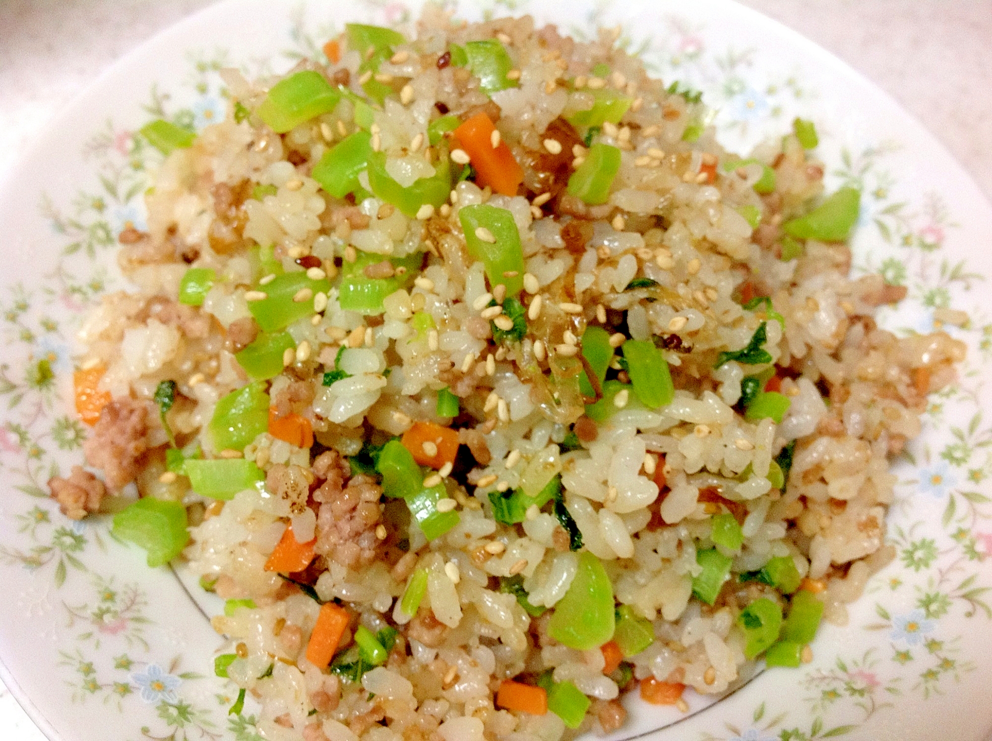 捨てないで 大根の葉とおかかの炒飯 レシピ 作り方 By Mywayu 楽天レシピ