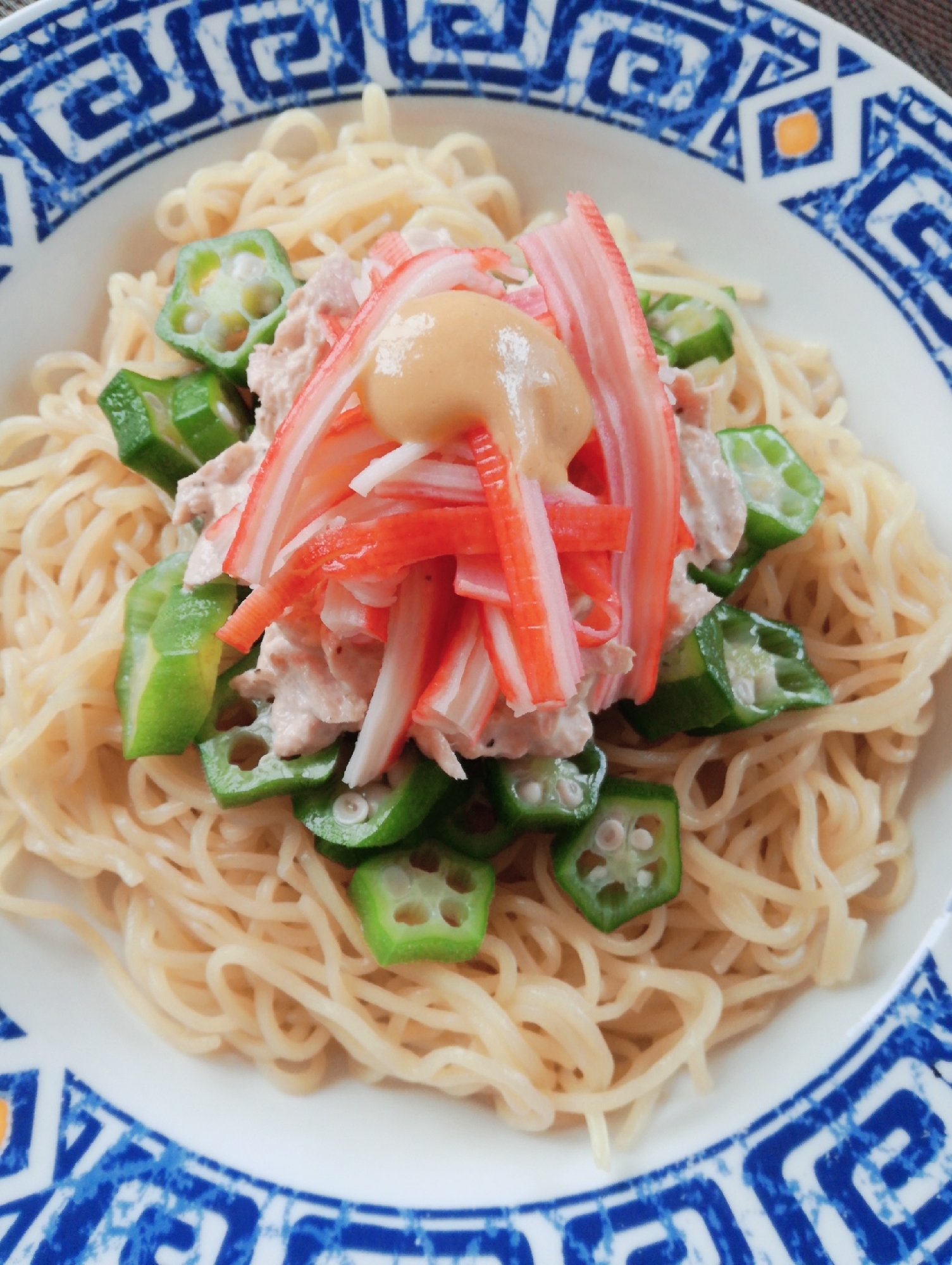 おくら & カニカマ & ツナマヨ の冷やし中華