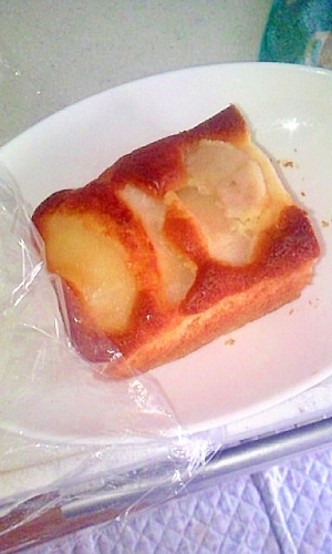 ホットケーキミックスで梨のパウンドケーキ