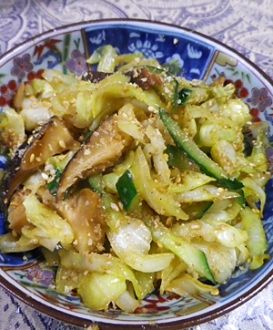キャベツキュウリ椎茸の炒めナムル