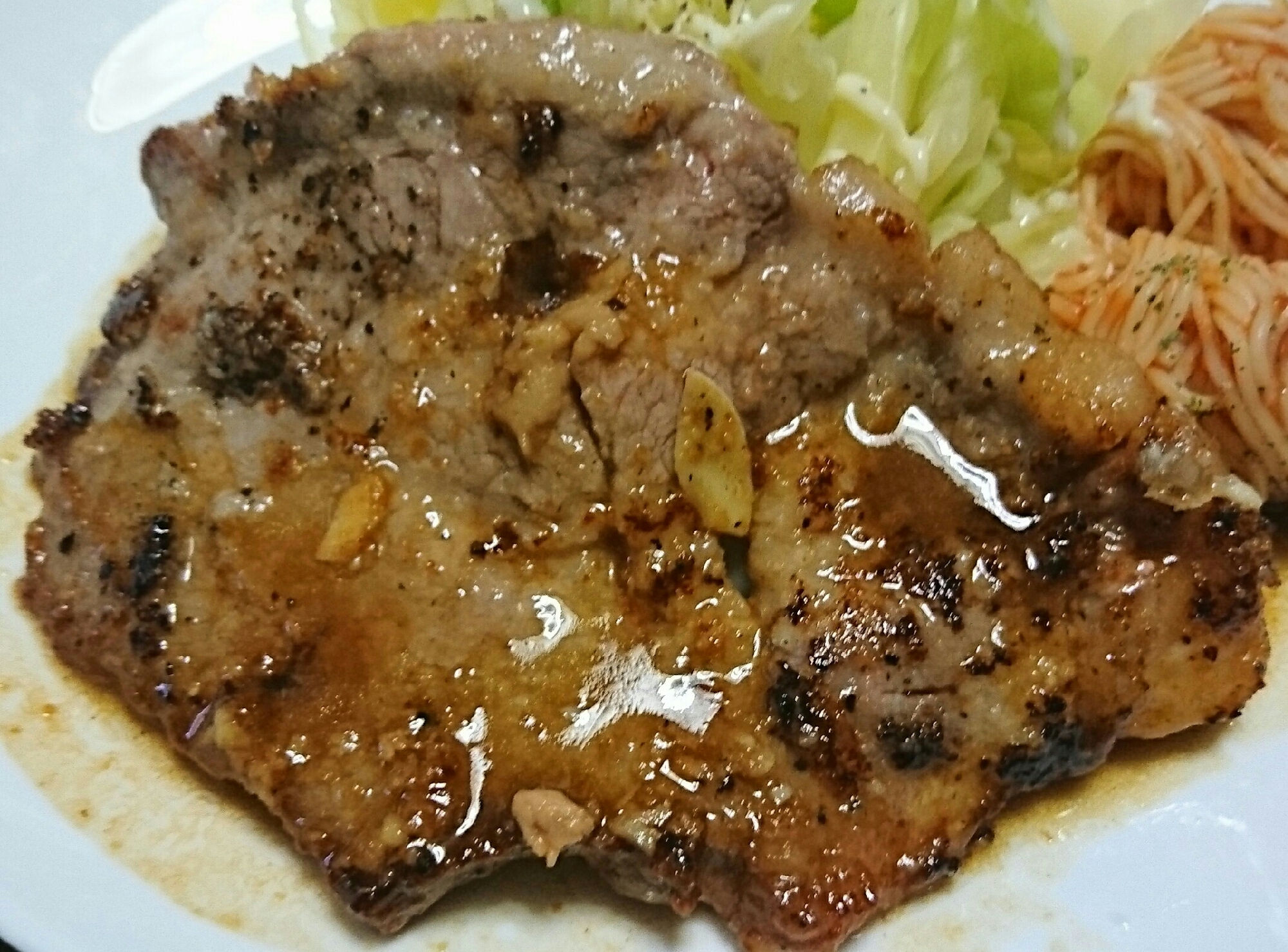 鶏肉のにんにくチップ焼き