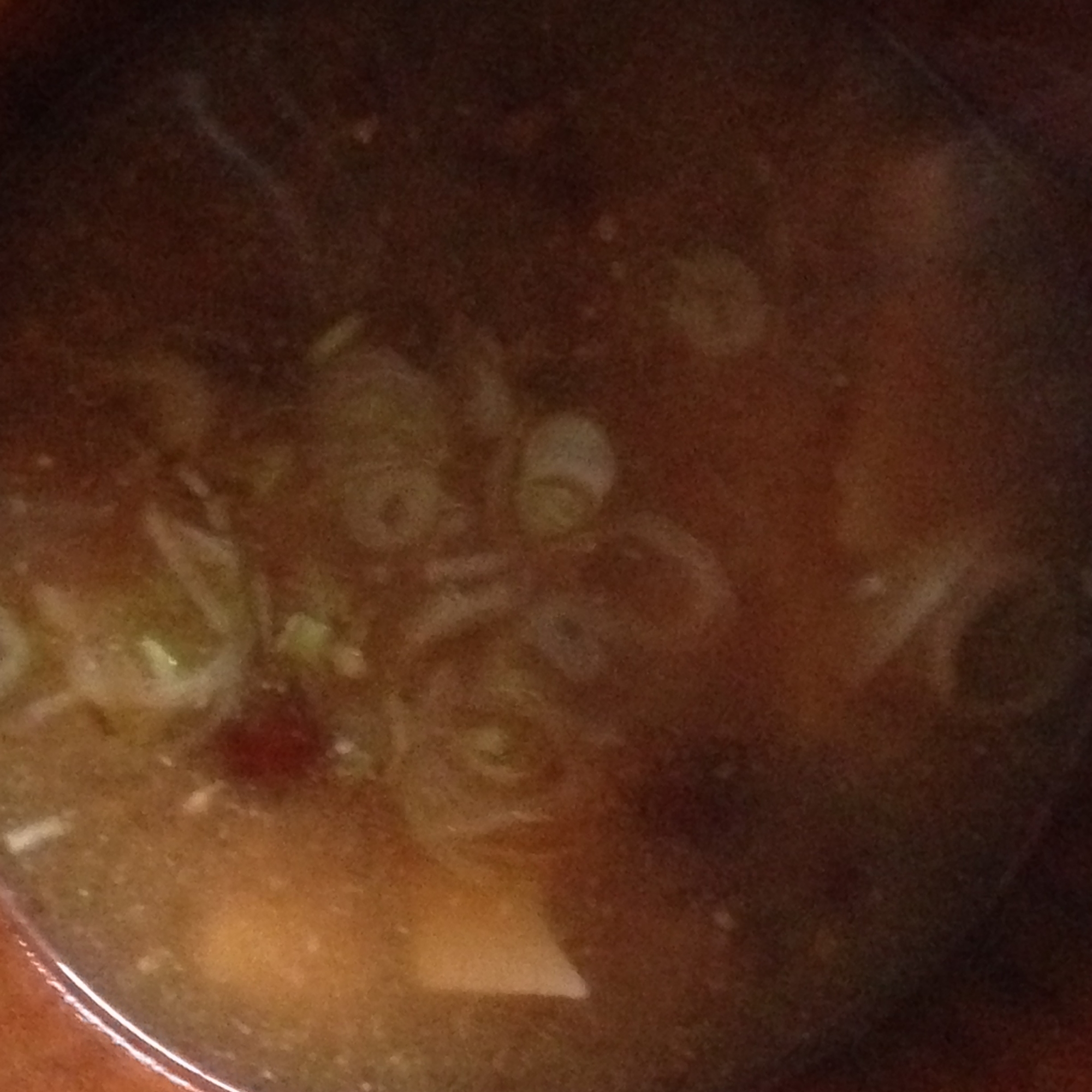 だしパックで味噌汁（なめこ、絹豆腐）
