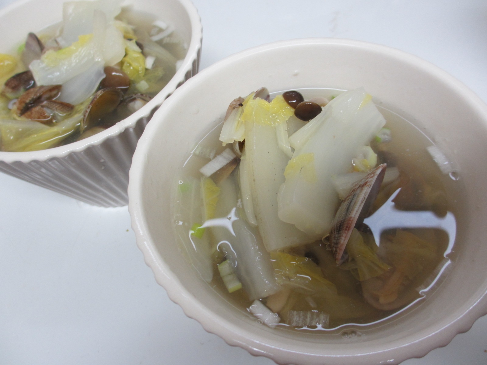 アサリと白菜のナンプラースープ