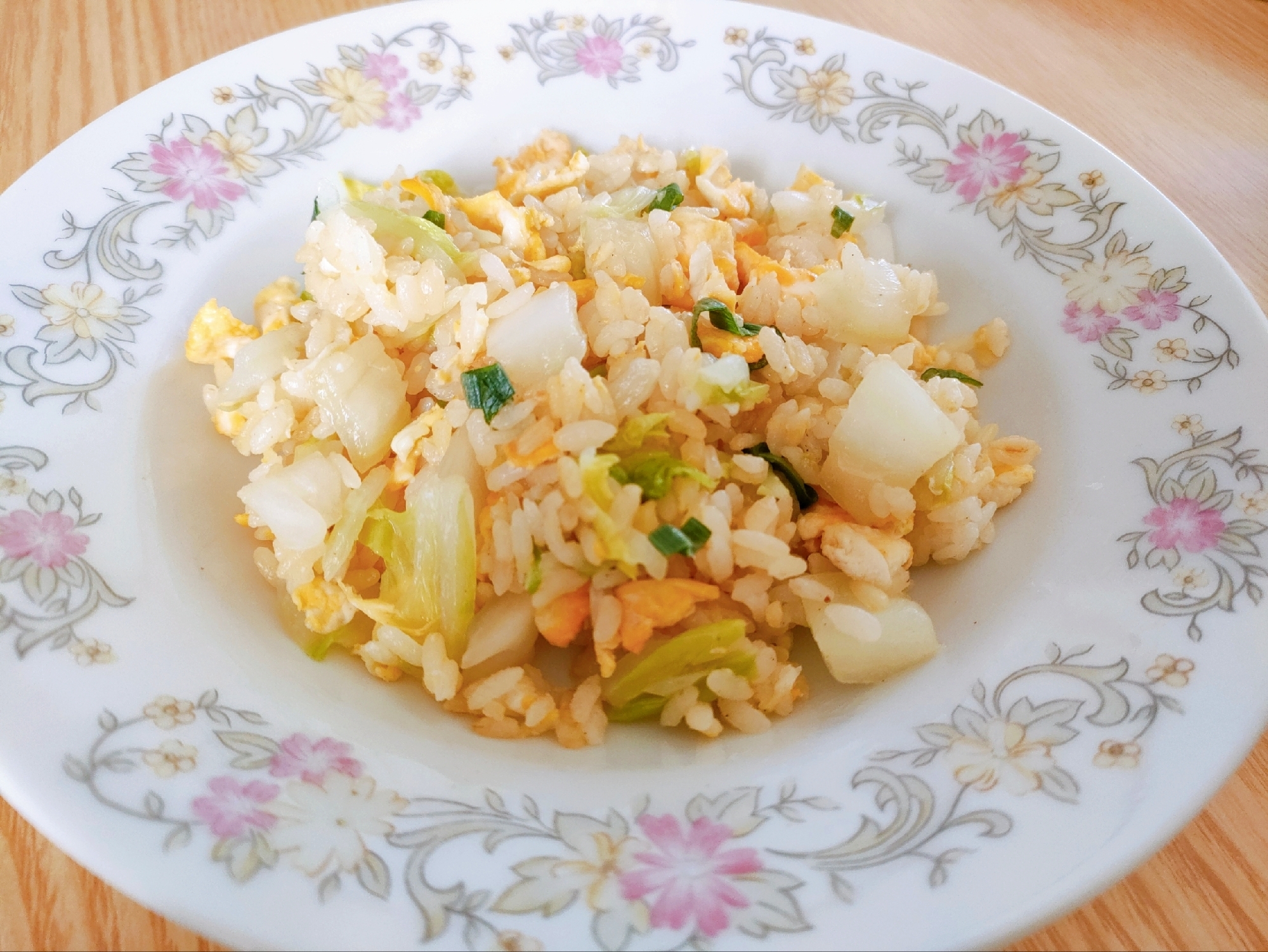 白菜と卵とねぎの炒飯