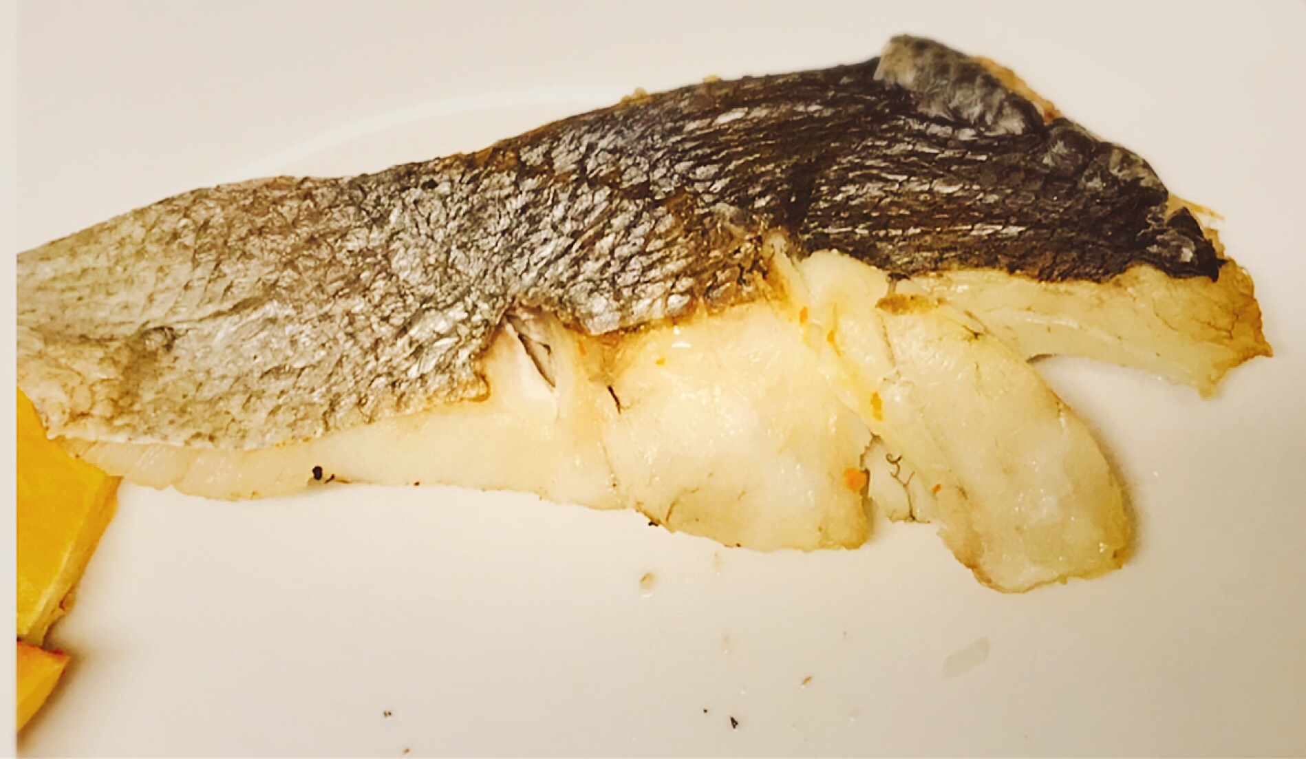 フライパンで スズキのシンプル塩焼き レシピ 作り方 By ヘデラ 楽天レシピ フライパンで スズキのシンプル塩焼き レシピ 作り方 By ヘデラ 楽天レシピ