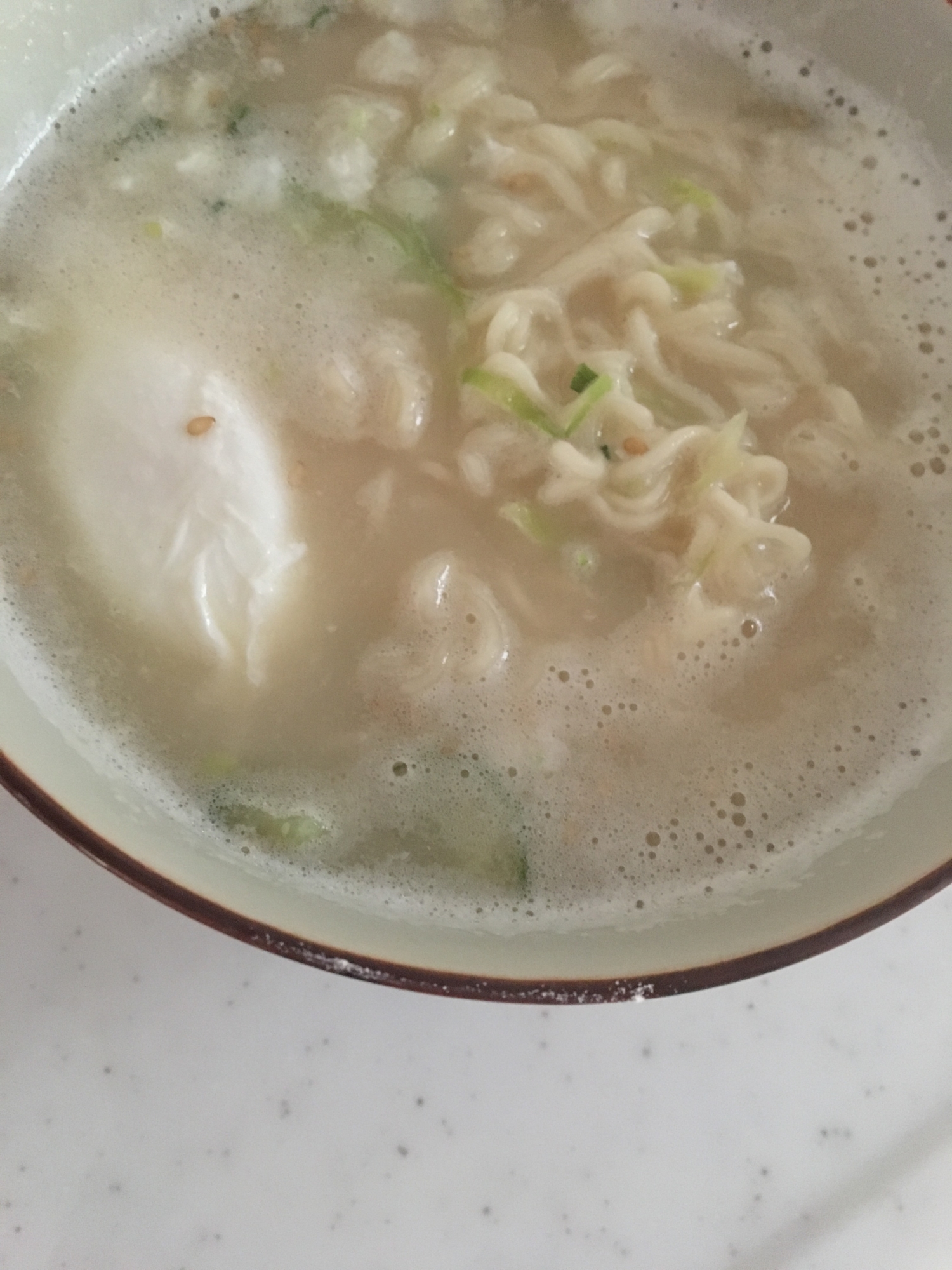 うまかっちゃん☆貝割れ大根とキャベツの玉子ラーメン