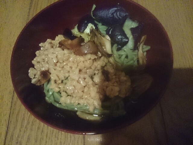 茄子やきと納豆のきのこ茶蕎麦