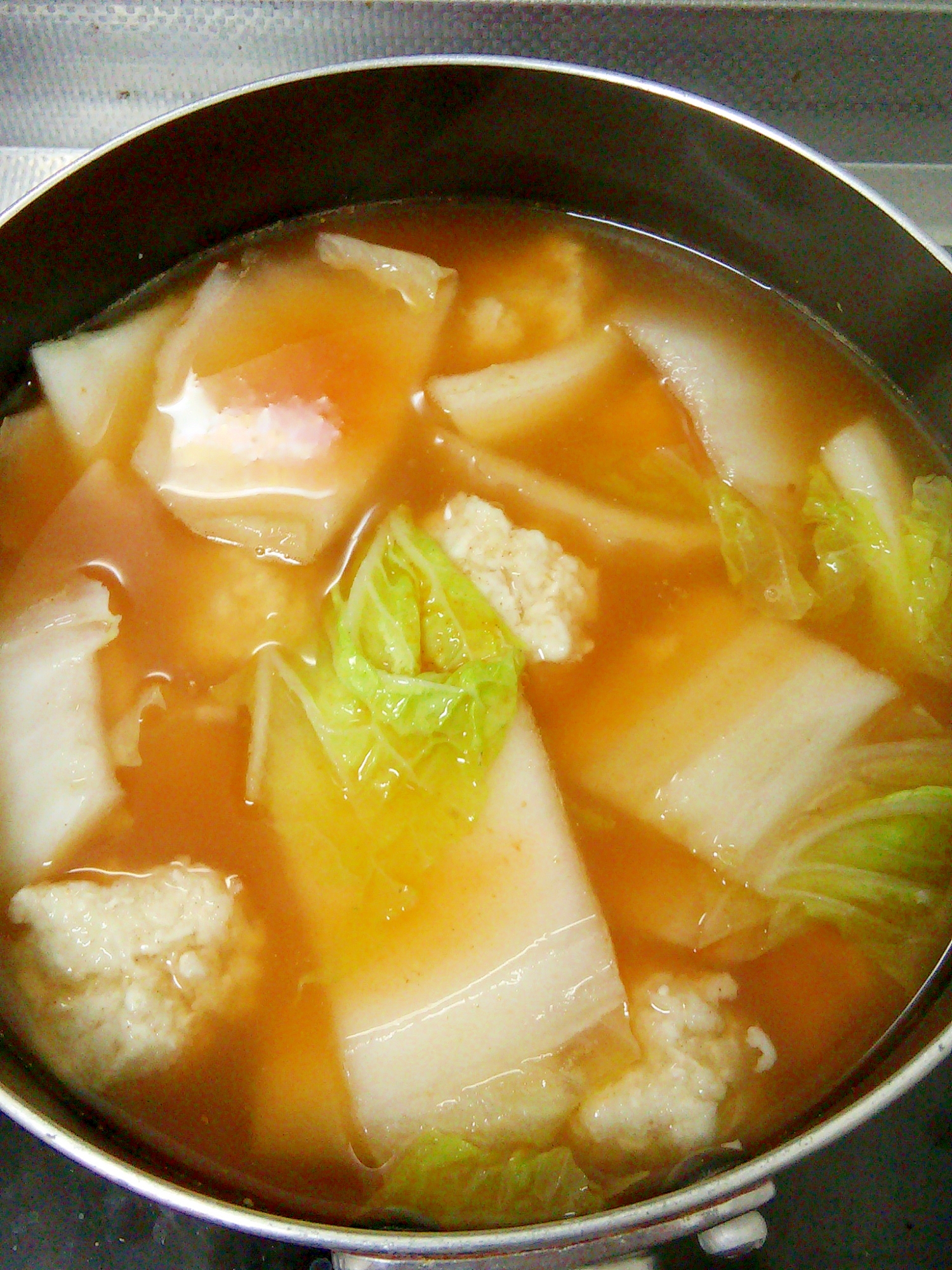 キムチの素で★たっぷり白菜と肉団子のキムチスープ