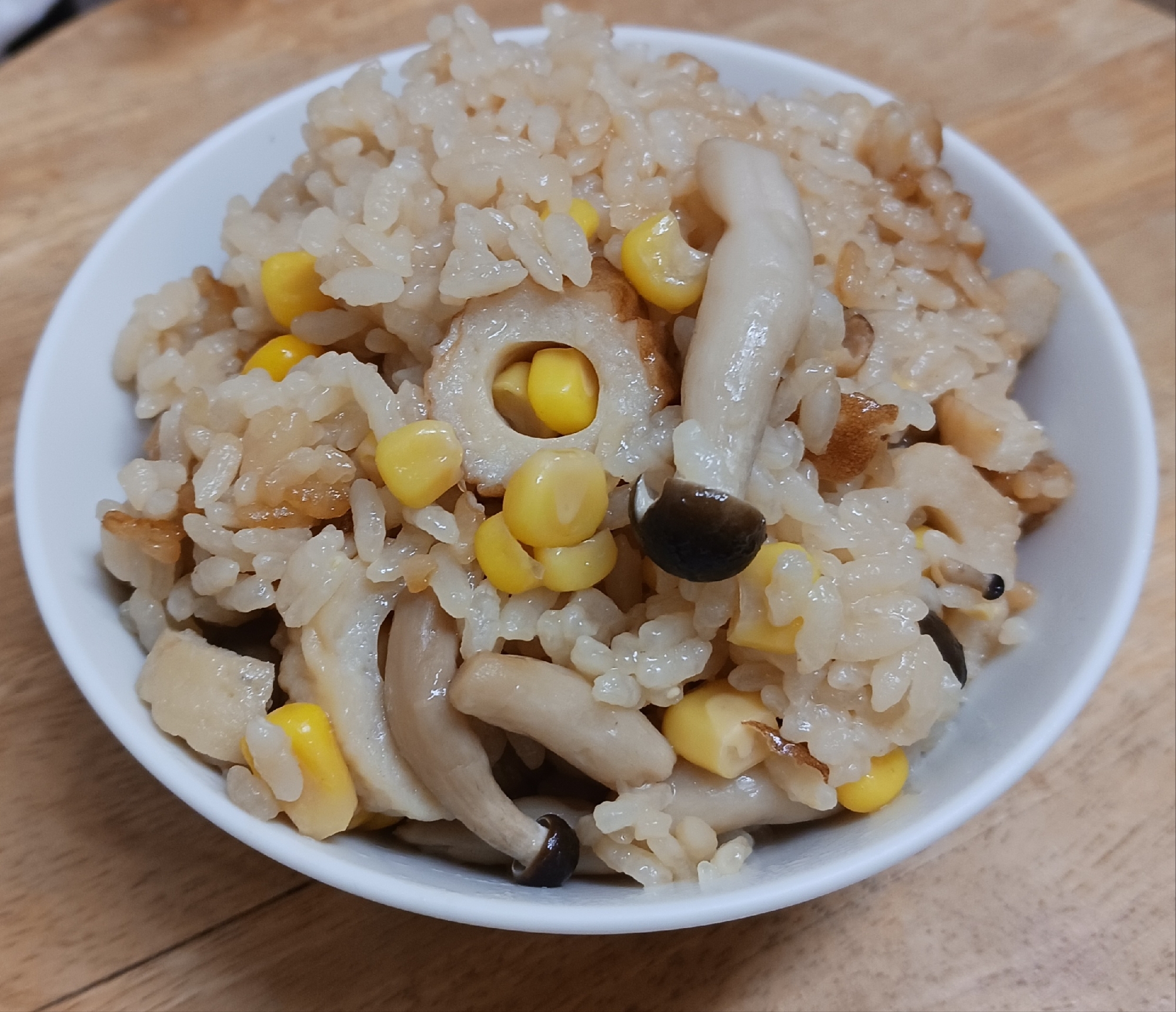 ちくわとしめじの炊き込みご飯