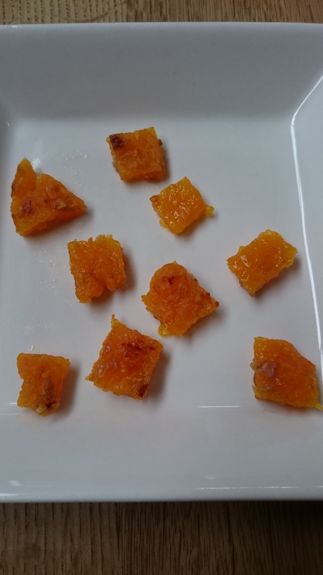 離乳食後期☆にんじんとじゃこのおやき