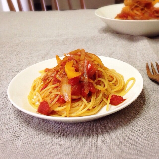 鍋ひとつでトマトソースパスタ