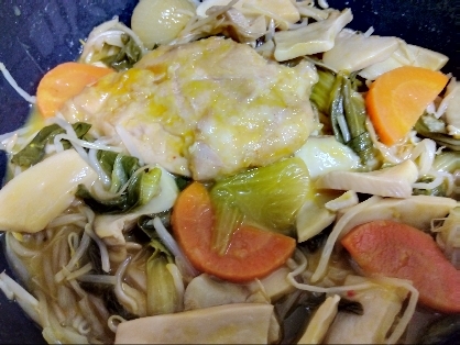 夕食に☆鶏肉と根菜のパルメザンチーズカレー炒め