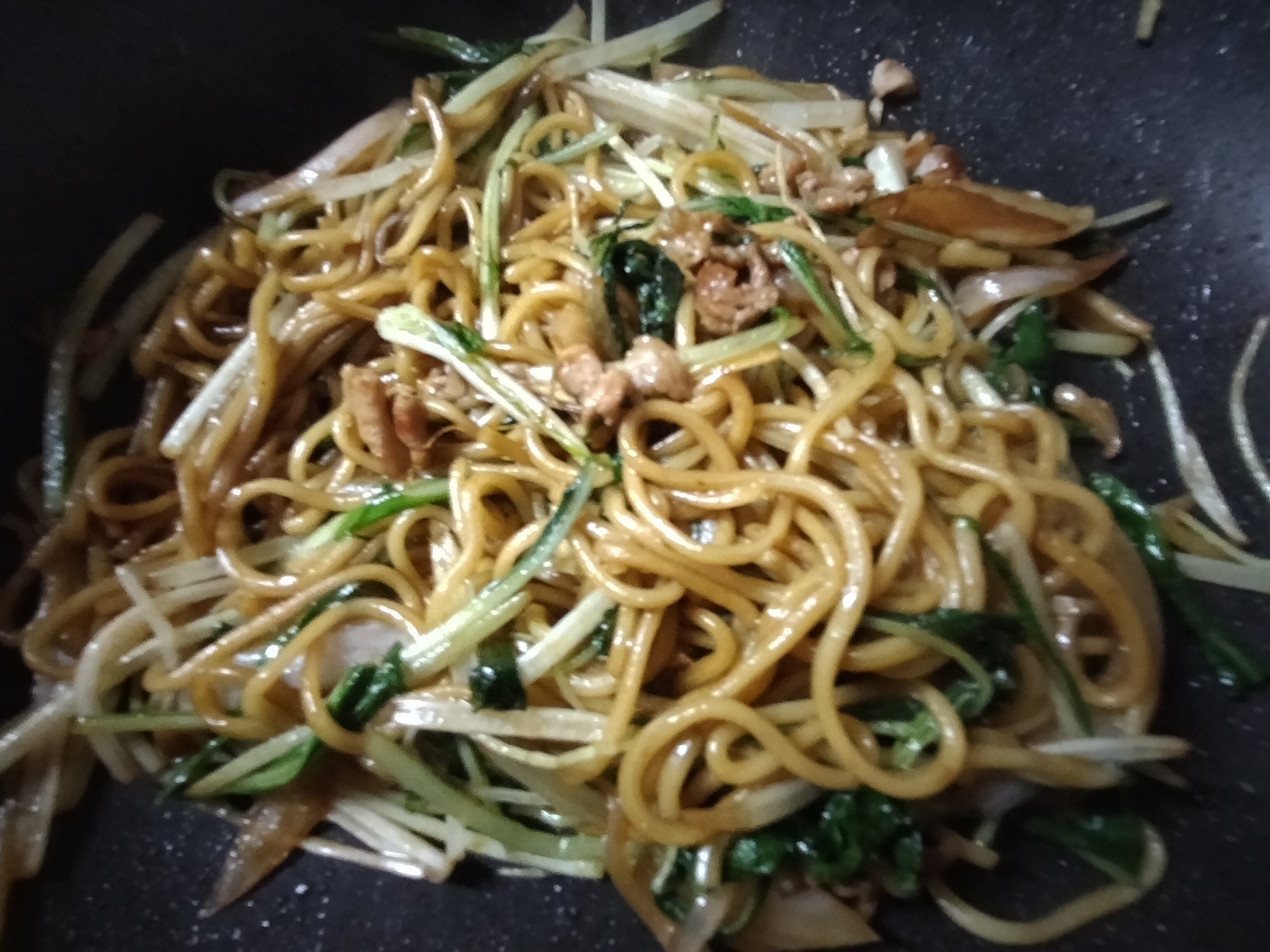 豚肉と水菜と玉ねぎのソース焼きそば