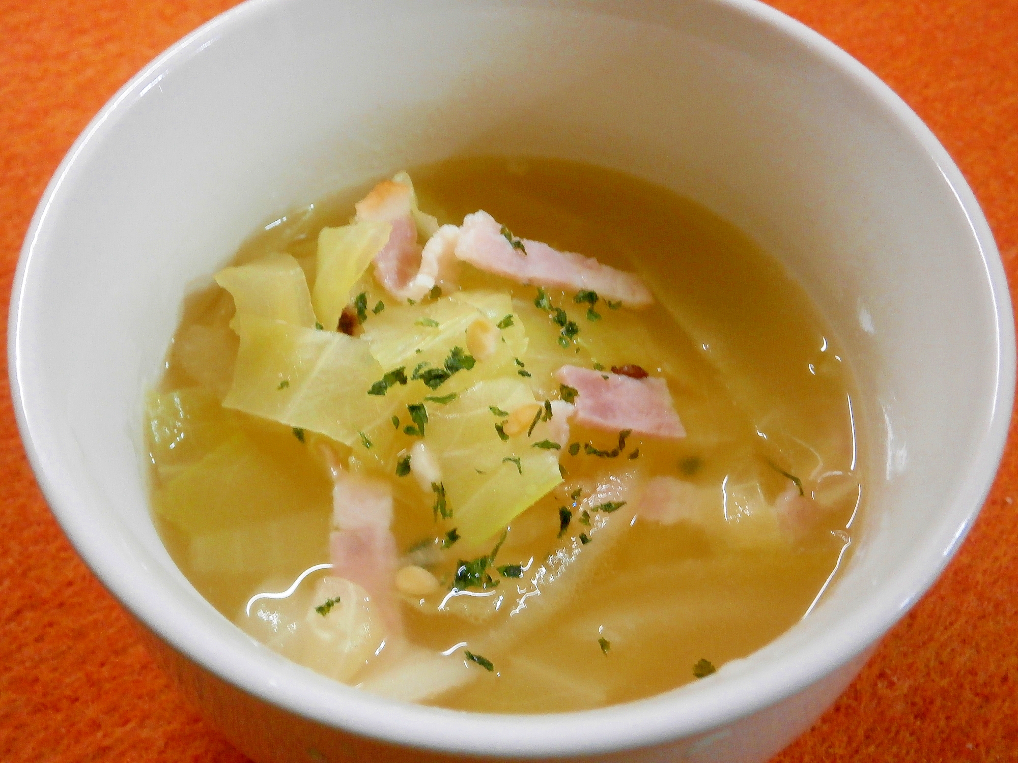 野菜とベーコンの雑穀スープ