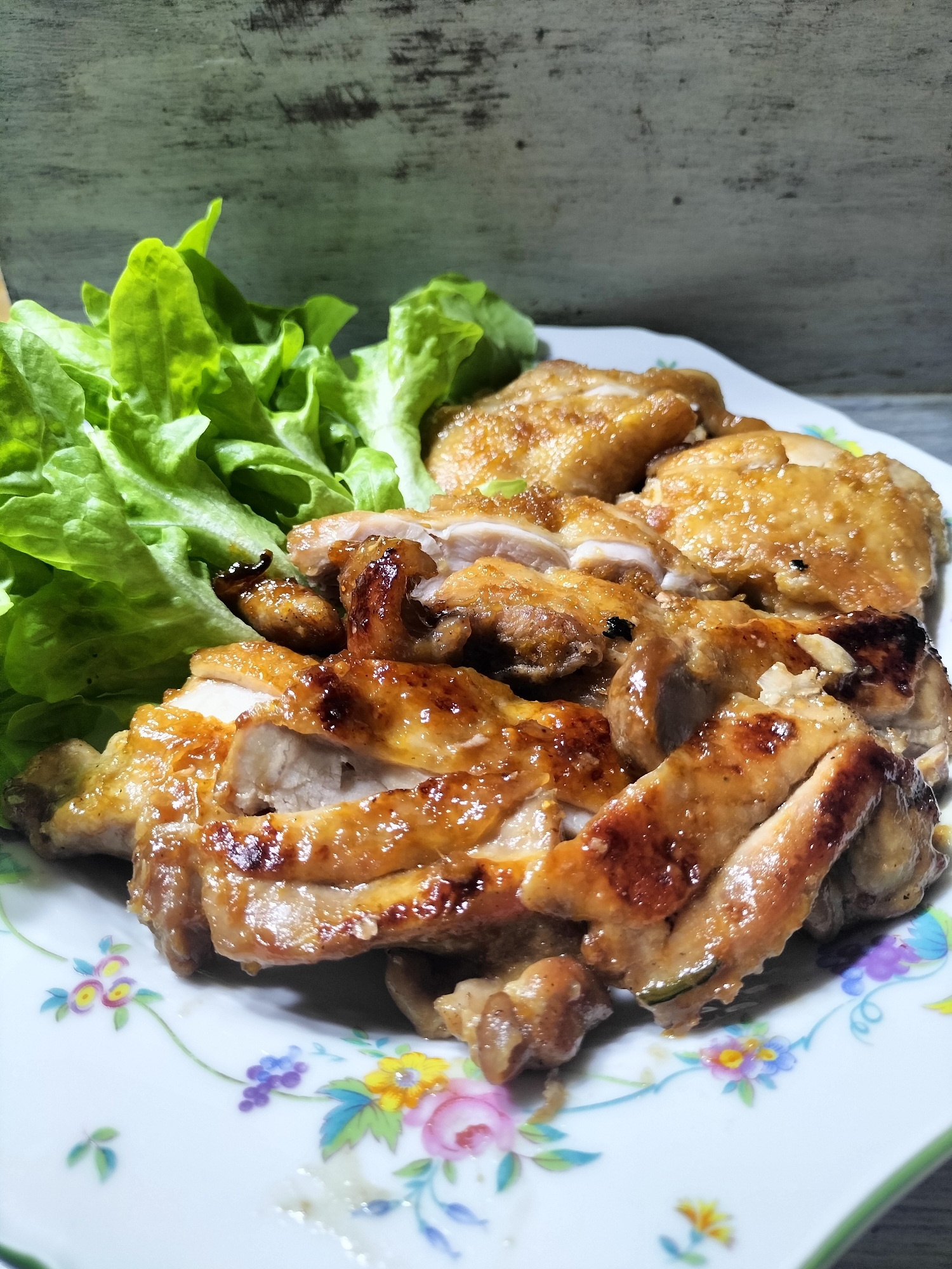 鶏もも肉の黒酢＆ジンジャー焼き