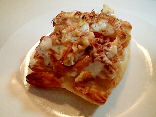 胡桃とマスカルポーネチーズのアップルデニッシュパン