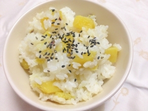 もちもちお芋ご飯 レシピ 作り方 By セレナまま 楽天レシピ もちもちお芋ご飯 レシピ 作り方 By セレナまま 楽天レシピ