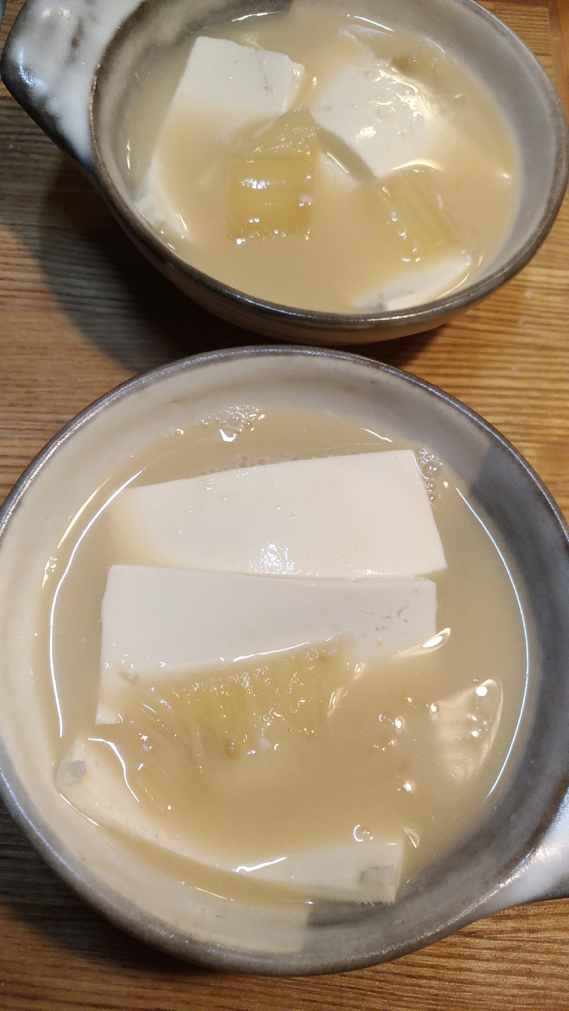 のどごしなめらか★薄切り豆腐の豆乳味噌スープ