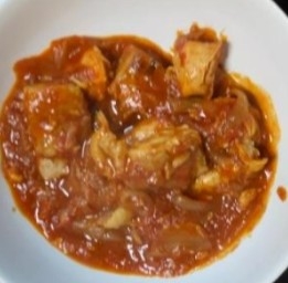 鶏肉と玉ねぎとトマト煮込み