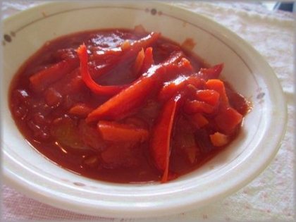 暑くなるとやっぱりカレーが美味しいですねヽ(^o^)丿　ヒーヒー辛めのタイカレーでスタミナモリモリです＾＾*