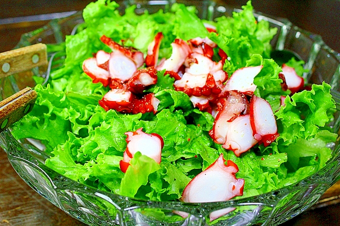 レタスと酢蛸のサラダ