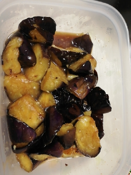 接客業のため、ニンニクの代わりに生姜で作りました！
ダイエット中なのでカロリー低めにできて良かったです！