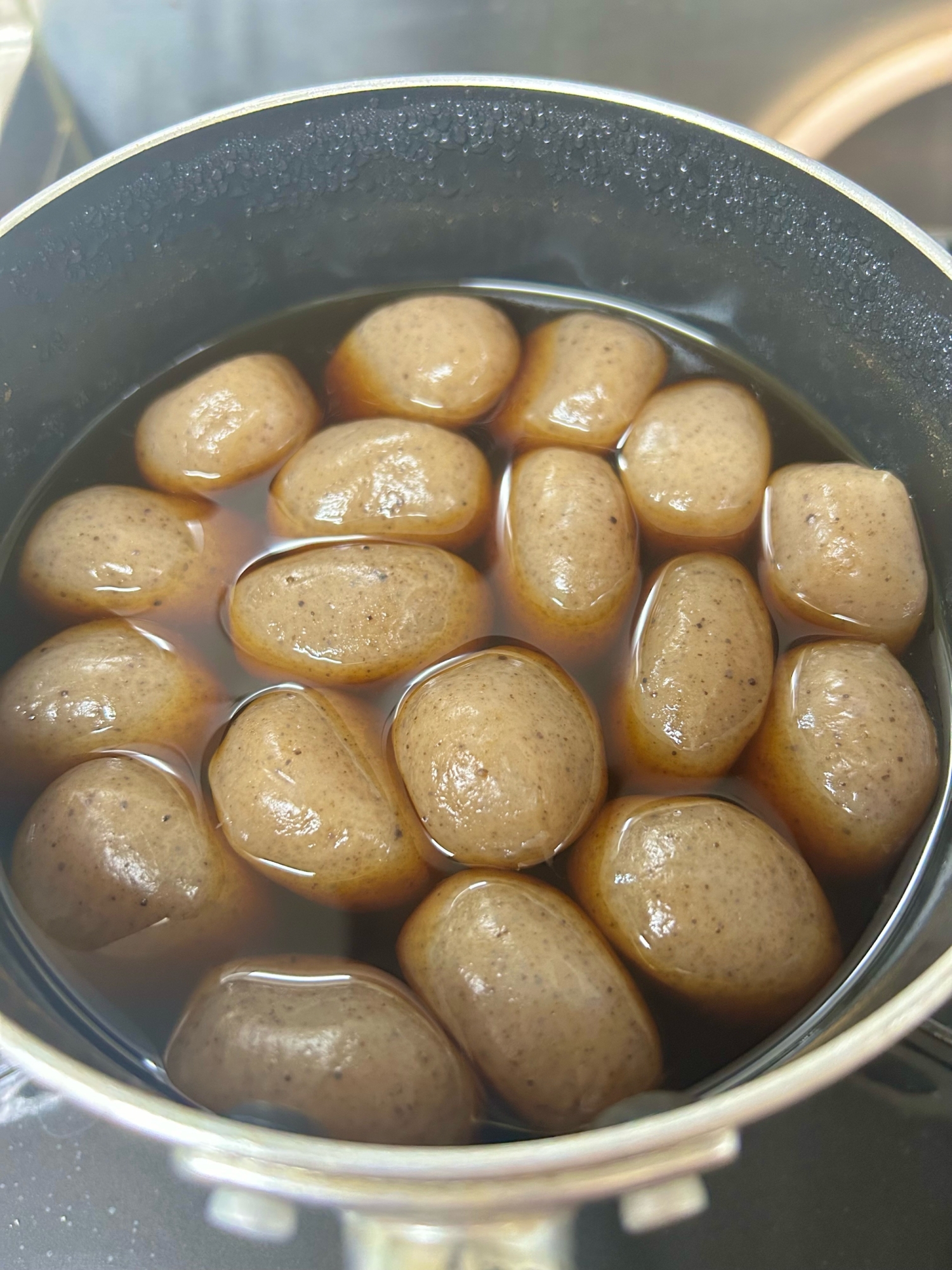 玉こんにゃくの煮物