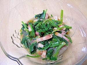 ホウレン草×ベーコン炒め　オリーブオイル風味