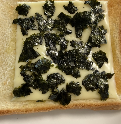 チーズと海苔のトースト