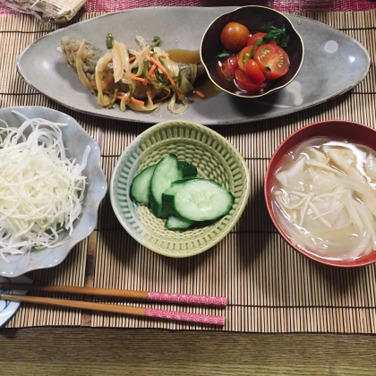 じゃがいもと玉ねぎとえのきの味噌汁