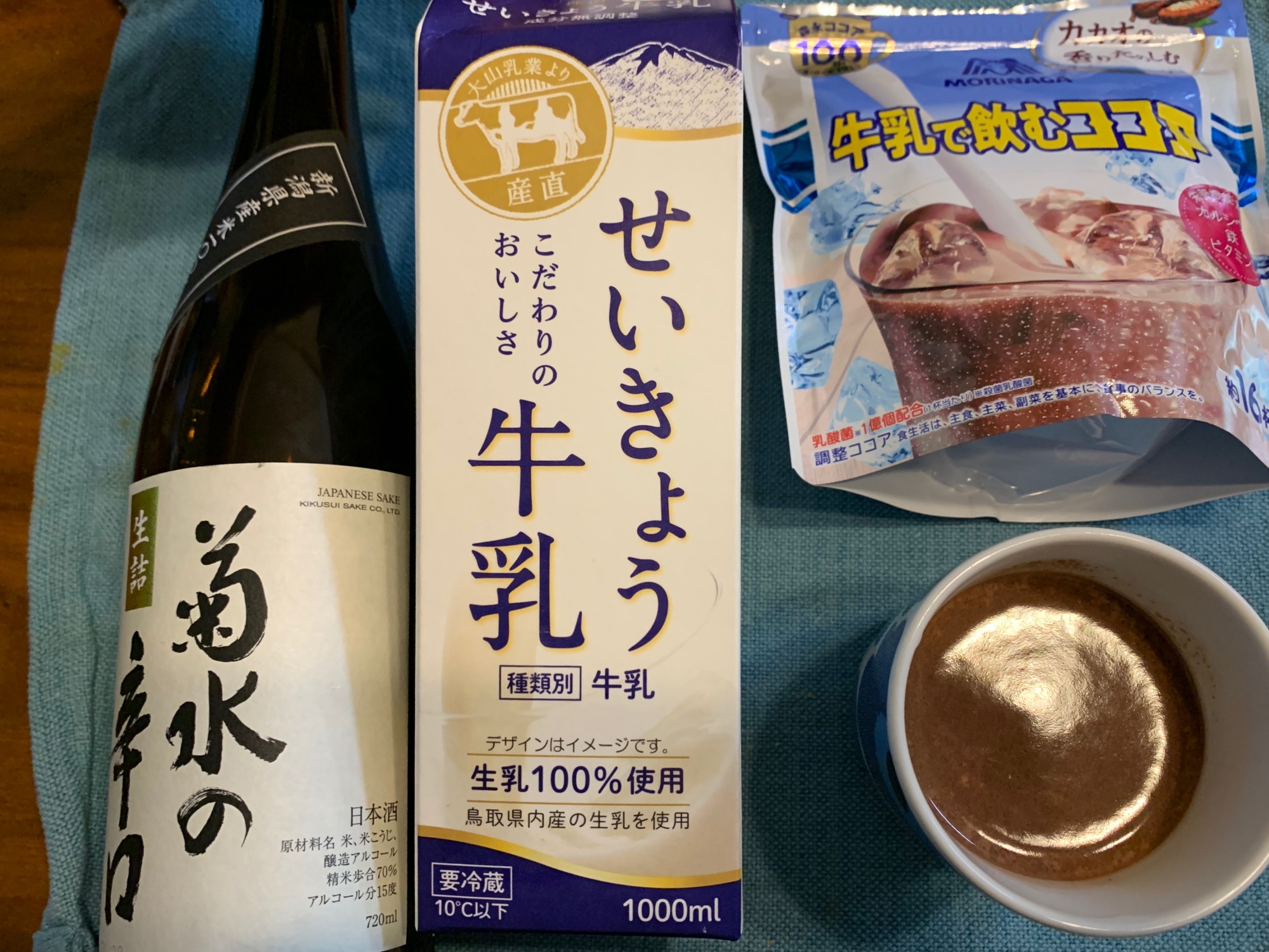 寝付きの悪い夜にピッタリ！ホットココアの日本酒割り