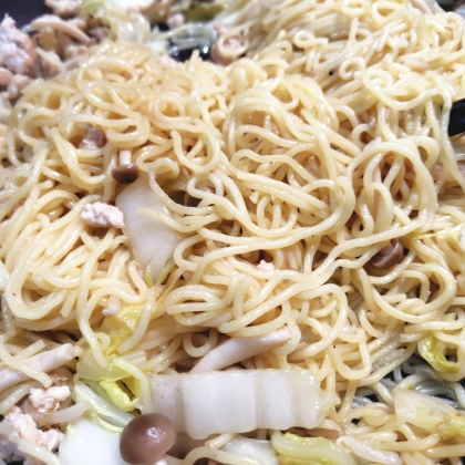 白菜と豚肉のソース焼きうどん