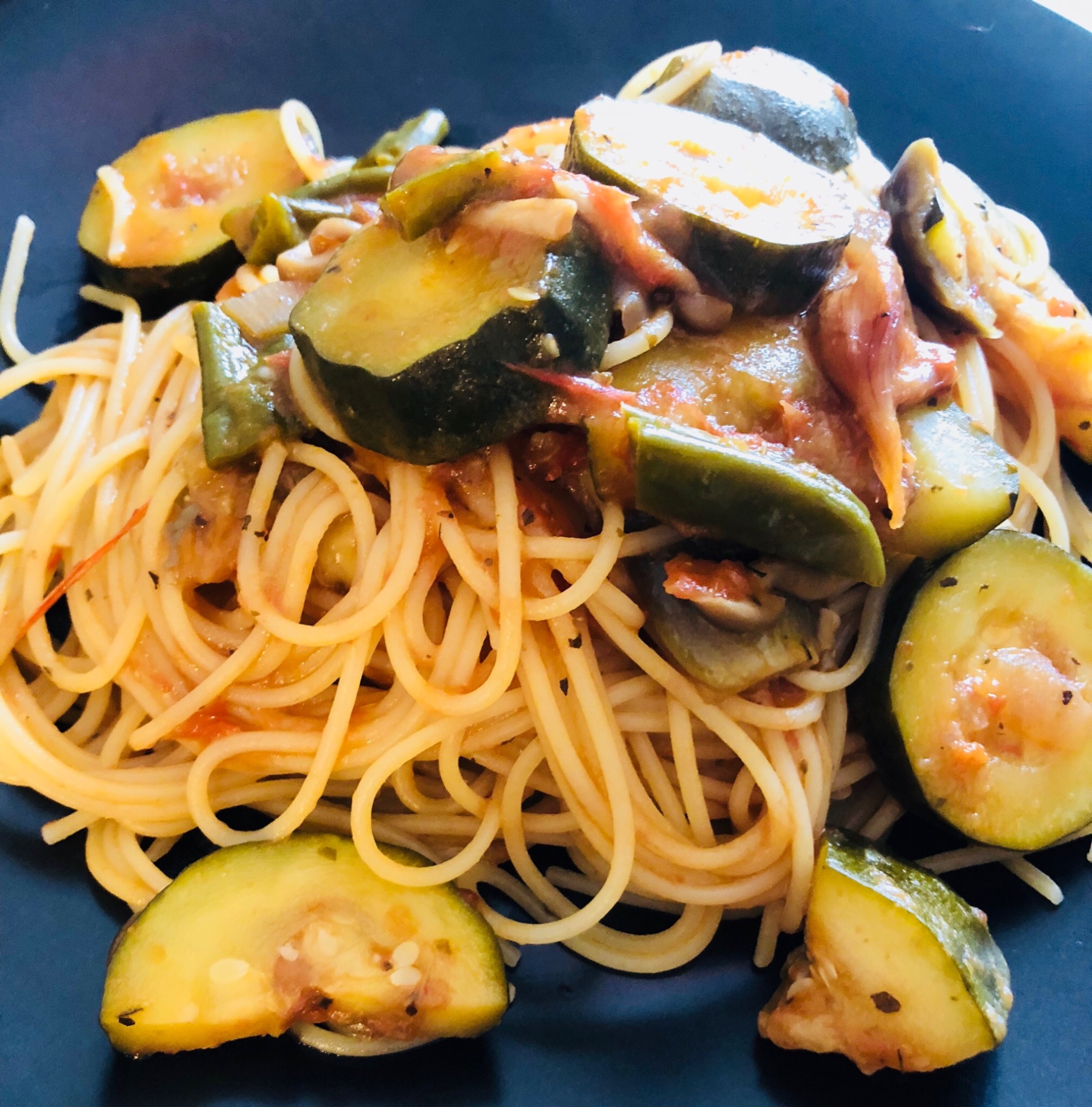 夏野菜としめじのトマトソースパスタ レシピ 作り方 By Noa 1021 楽天レシピ