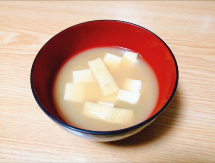 豆腐と揚げのみそ汁