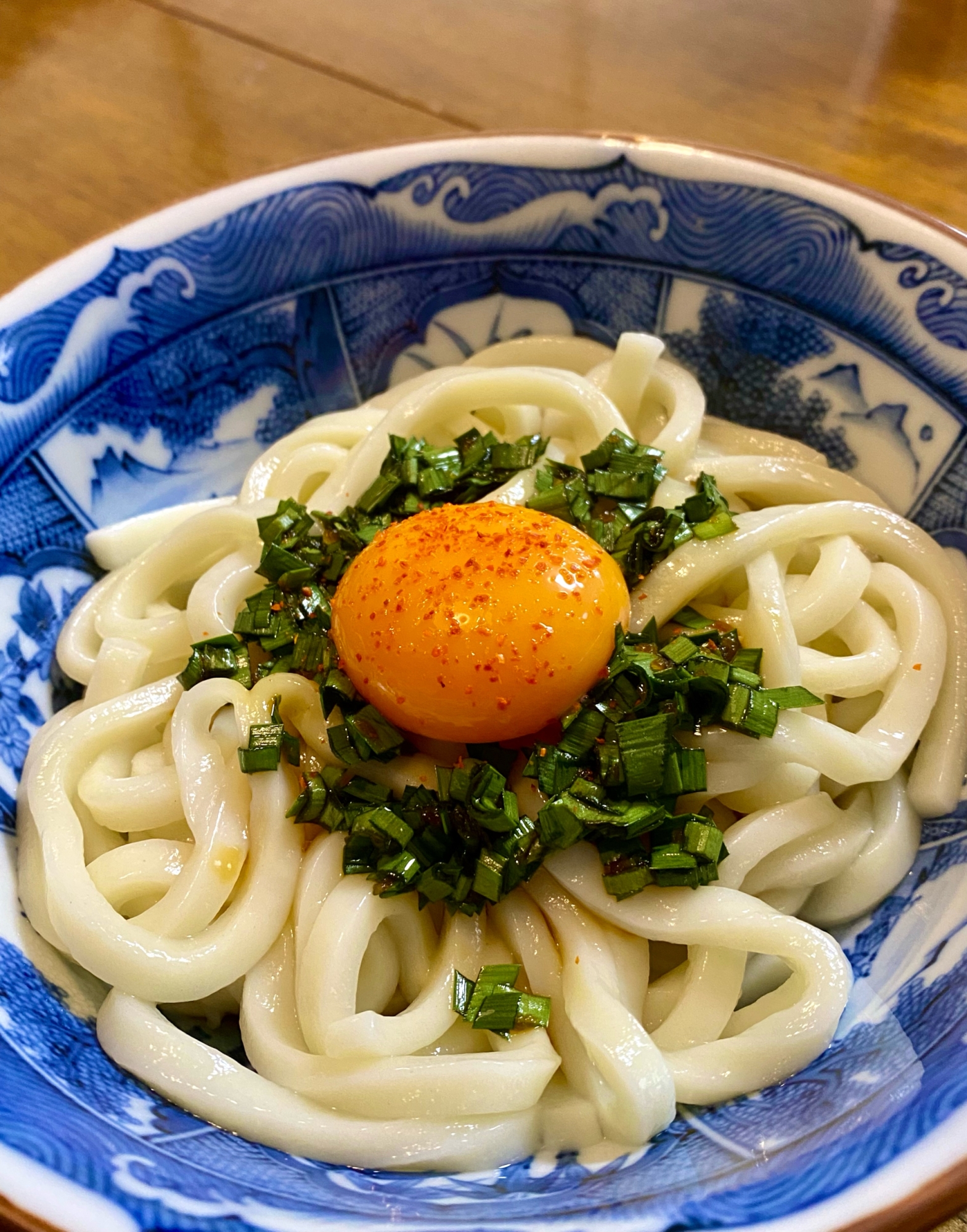 【ズボラ飯】にらしょうゆのかま玉うどん