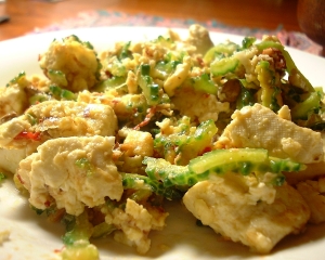 黄色くなりかけた半熟ゴーヤでゴーヤチャンプル レシピ 作り方 By ブラックはやて 楽天レシピ 黄色くなりかけた半熟ゴーヤでゴーヤチャンプル レシピ 作り方 By ブラックはやて 楽天レシピ