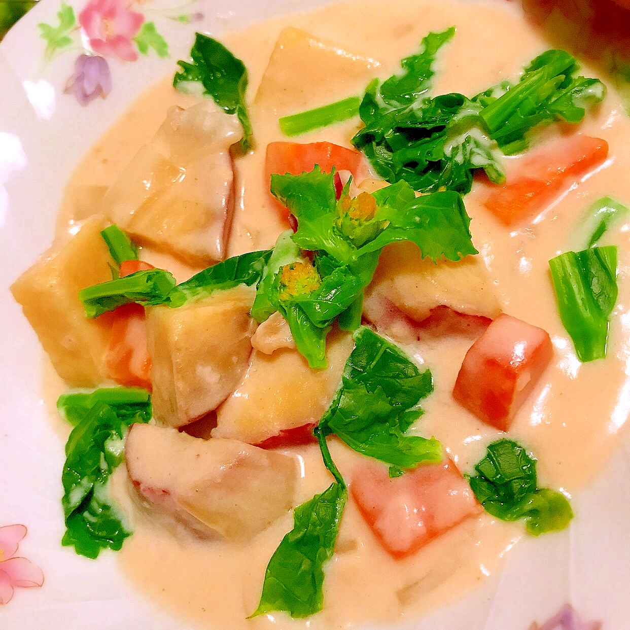 菜の花と薩摩芋の豆乳クリームチーズシチュー