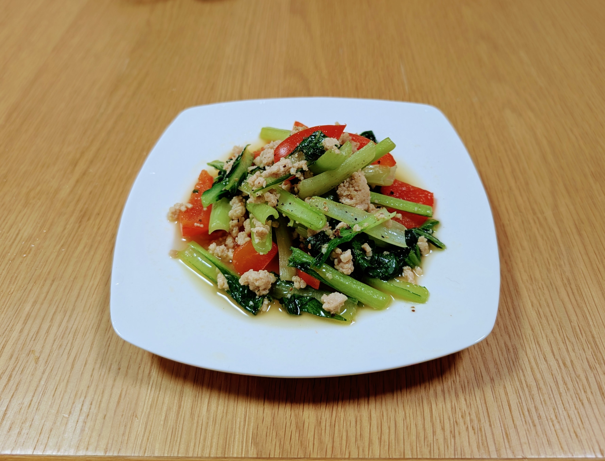 ひき肉と小松菜の炒めもの