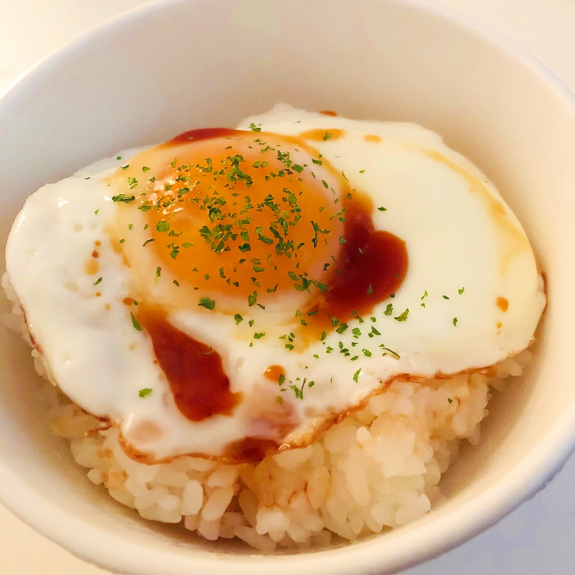 醤油と青のりの目玉焼きご飯