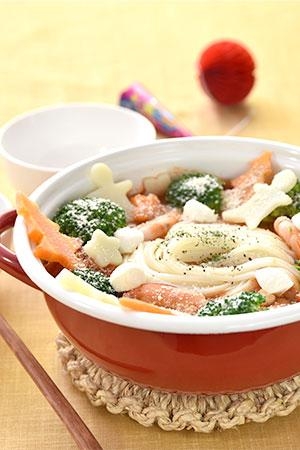 クリスマストマト鍋うどん レシピ 作り方 By 楽天出店店舗 さぬきうどんの亀城庵 楽天レシピ