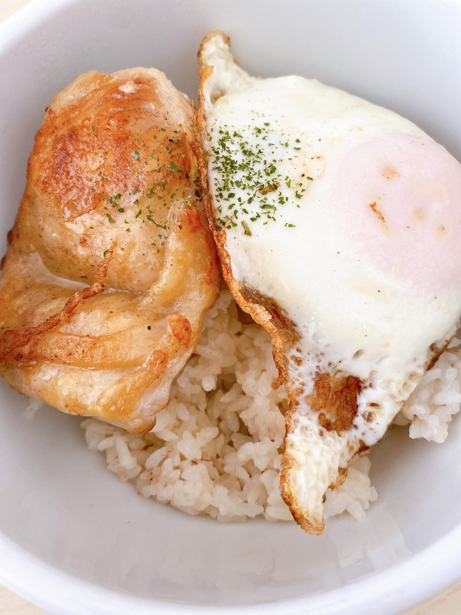 ガーリックチキンステーキ丼