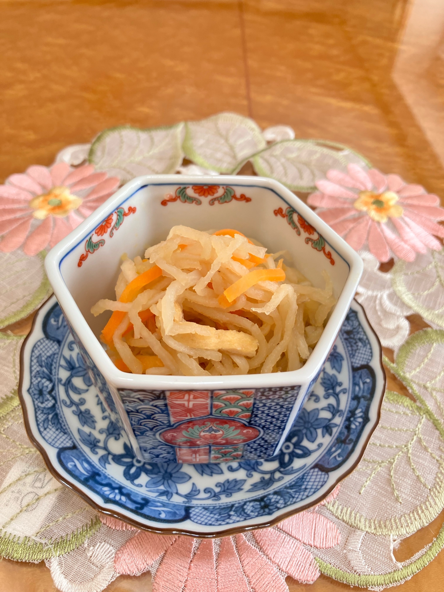 精進料理〜切り干し大根と人参とお揚げの煮物〜
