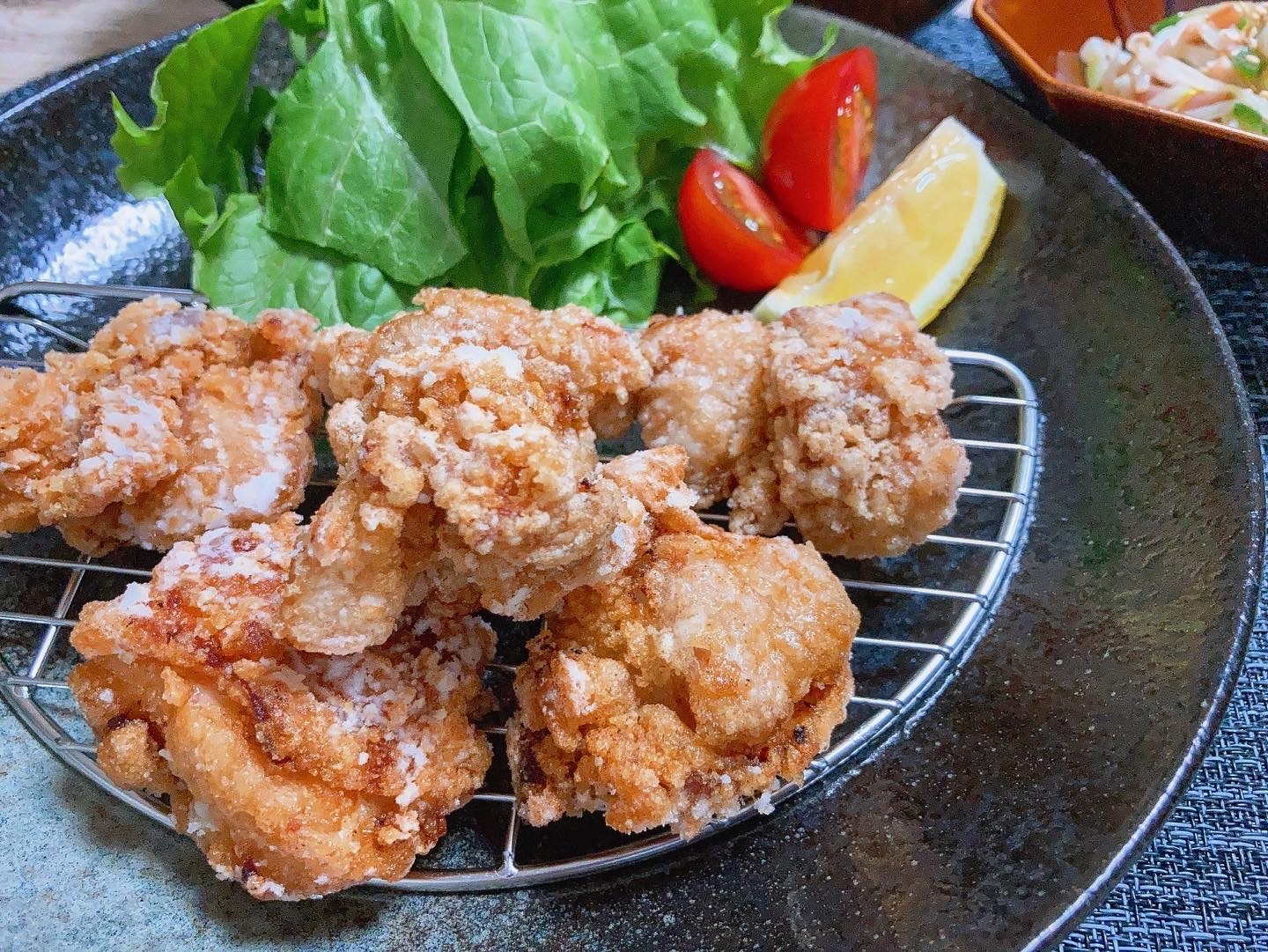 大満足な鶏のからあげ